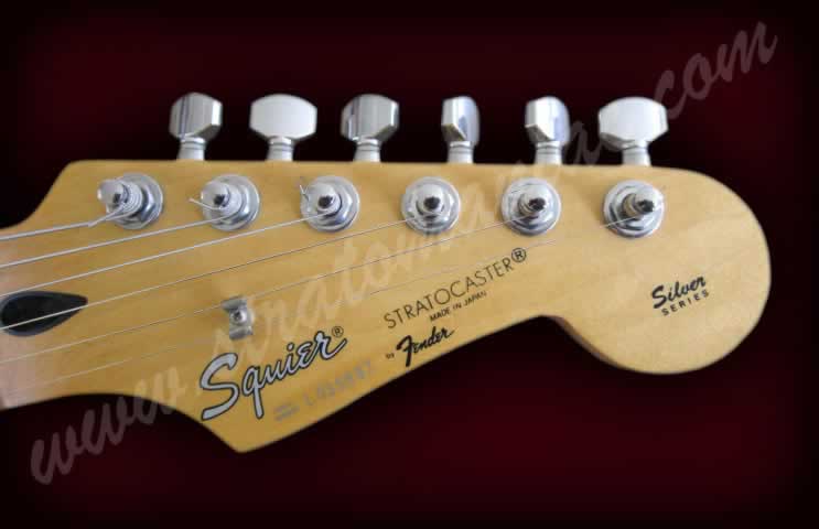 Squier L Serie Silver Serie Stratocaster